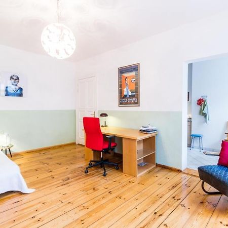Appartement Sunny Studio At Wismarplatz à Berlin Extérieur photo