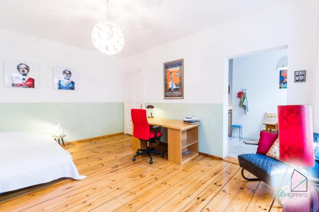 Appartement Sunny Studio At Wismarplatz à Berlin Extérieur photo